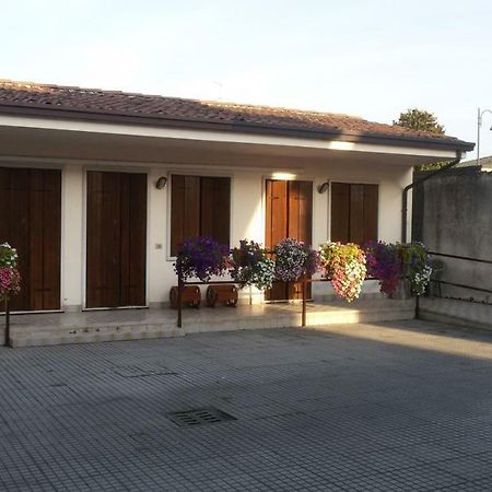 Hotel Afrodite Palu Exterior foto